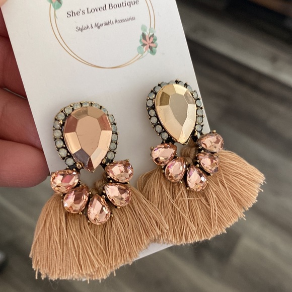 NWT Brown Tassel Rhinestones Drop earrings - Picture 3 of 4